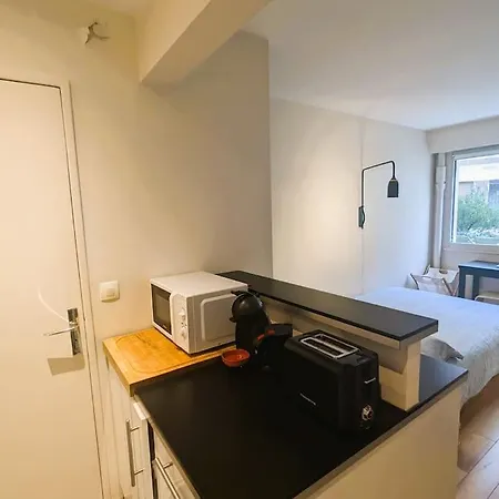 Quiet On Garden - St Ambroise *