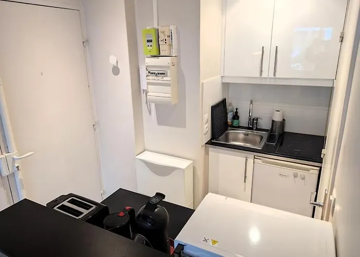 Quiet On Garden - St Ambroise